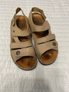 Finn Comfort Gomera Sandals Women’s Size 37